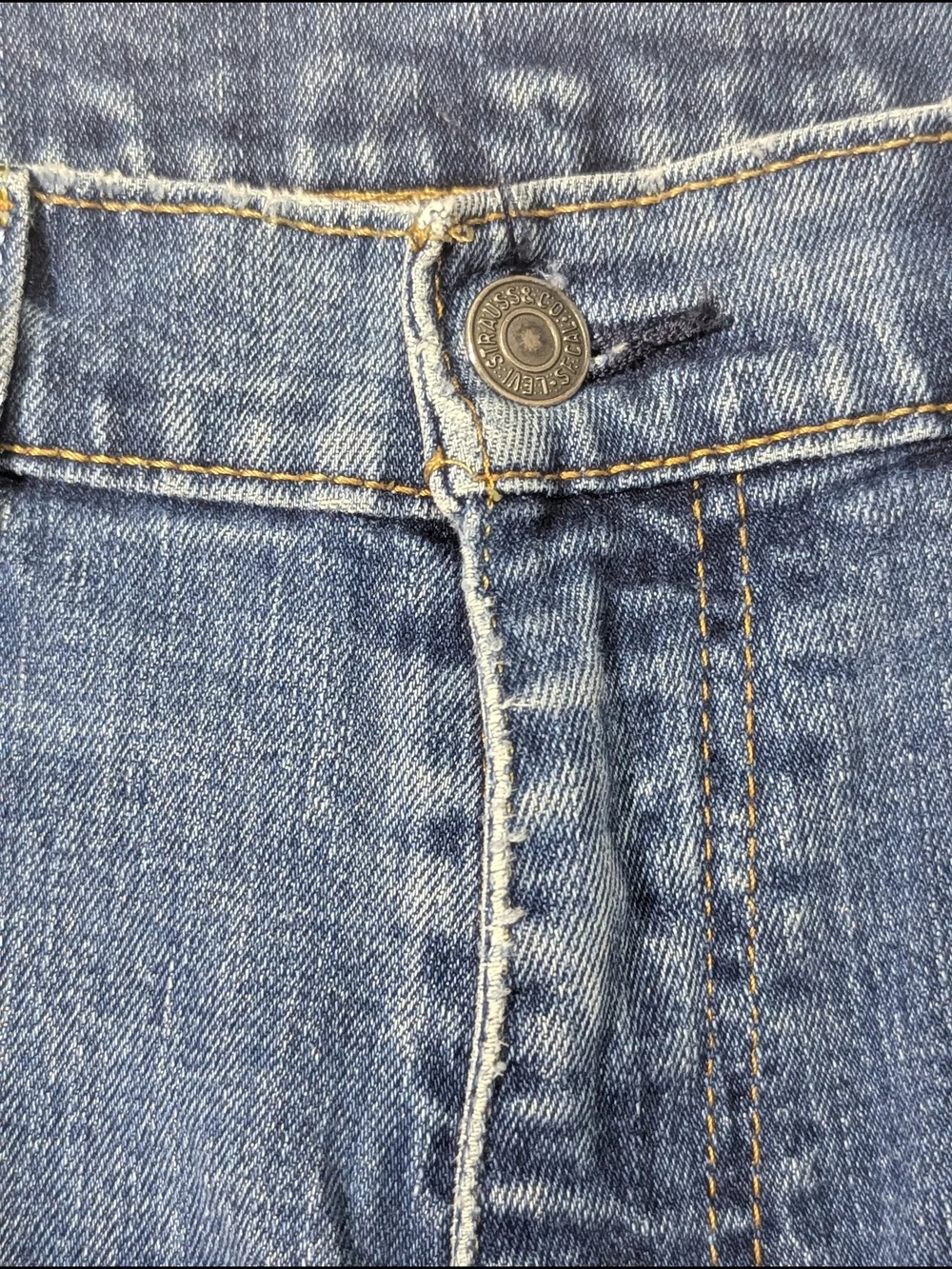 Levi’s 505 Jeans 36x30 Men Straight Leg Vintage Wash Dad Jeans Y2K Classic Denim